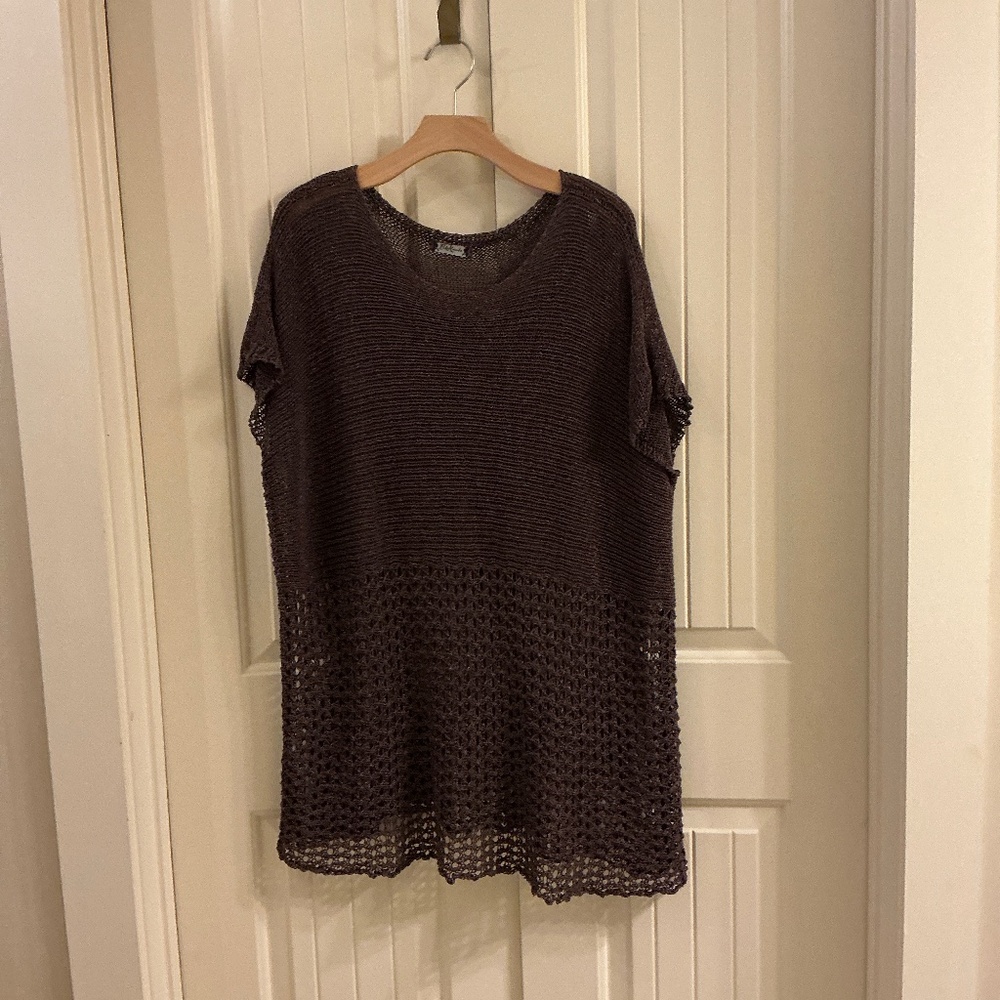 B & K Moda Open weave topper Size XL